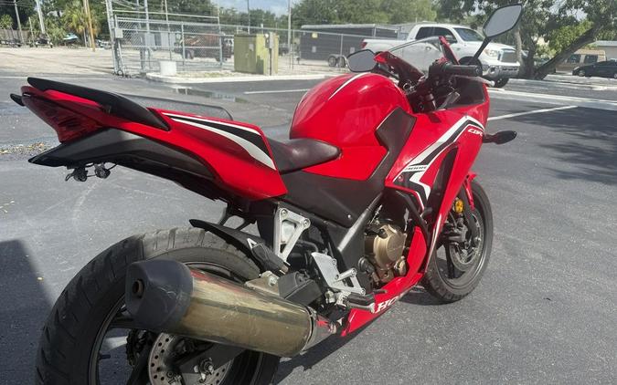 2022 Honda CBR300R ABS