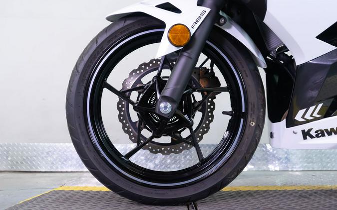 2023 Kawasaki Ninja 400 ABS