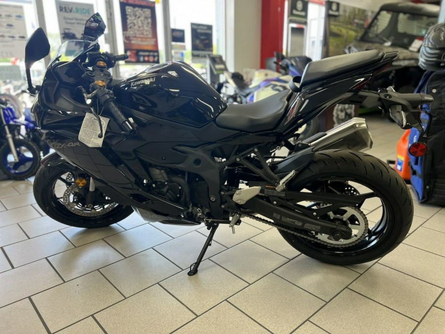 2025 Kawasaki NINJA ZX-4R ABS