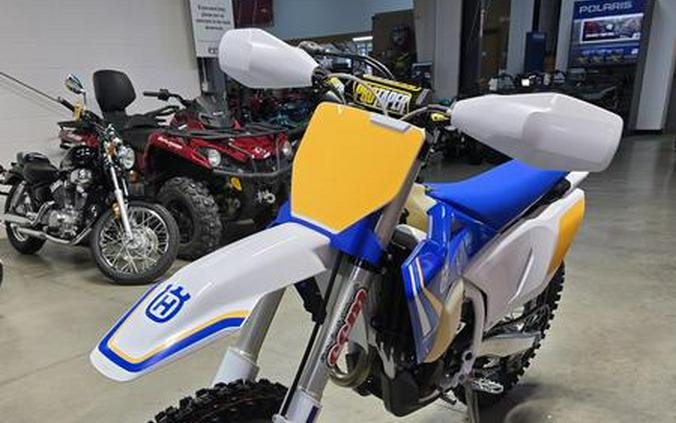 2025 HQV FX 350 HERITAGE