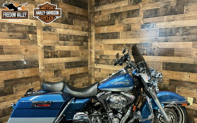 2005 Harley-Davidson® Road King® Two-Tone Chopper Blue Pearl and Brilliant Silver Pearl FLHR