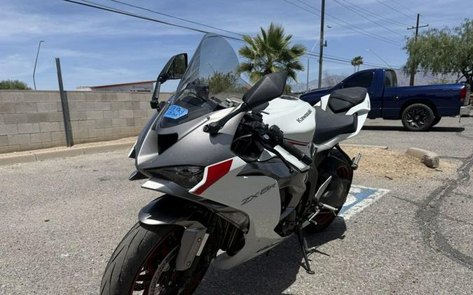 2025 Kawasaki Ninja ZX-6R ABS ABS KRT Edition