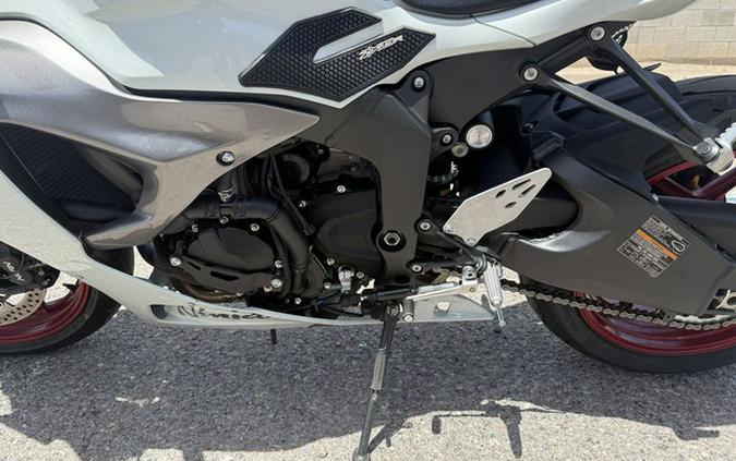 2025 Kawasaki Ninja ZX-6R ABS ABS KRT Edition