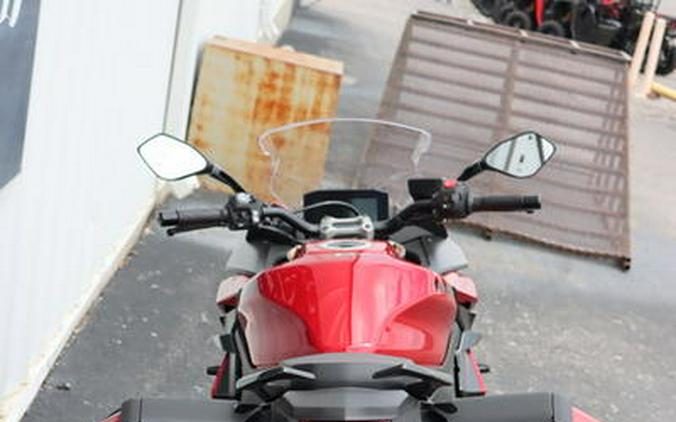 2024 Suzuki GSX-S1000GT Plus