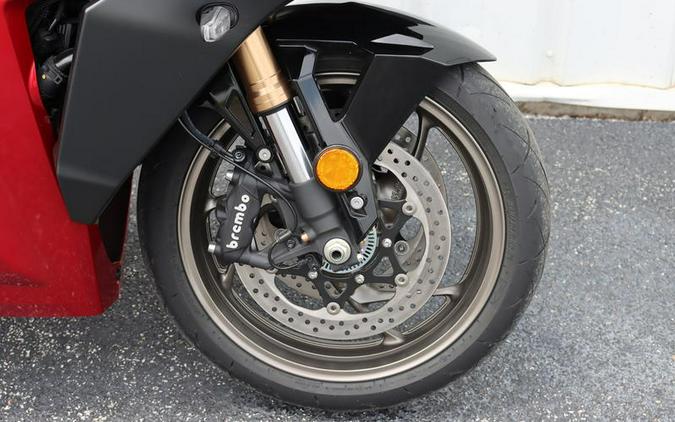 2024 Suzuki GSX-S1000GT Plus
