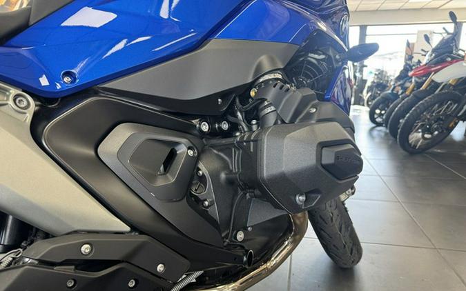2026 BMW R 1300 R Exclusive 1300 RS
