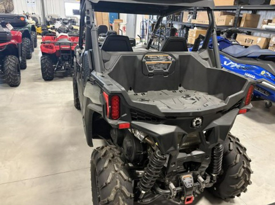 2023 Can-Am Maverick Trail DPS 1000