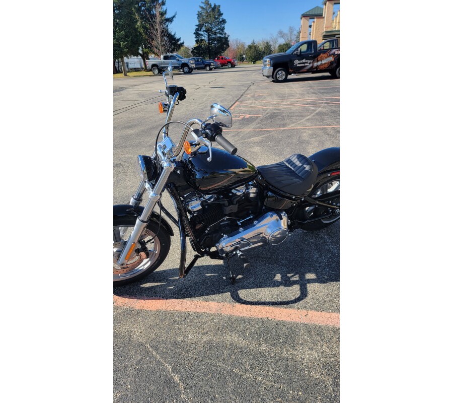 2022 Harley-Davidson Softail Standard Vivid Black