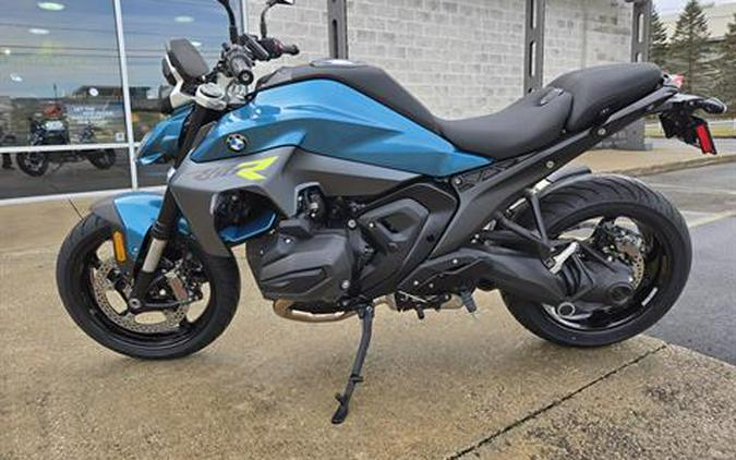 2026 BMW R 1300 R