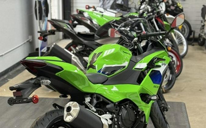 2026 Kawasaki Ninja 500 ABS Metallic Matte Twilight Blue