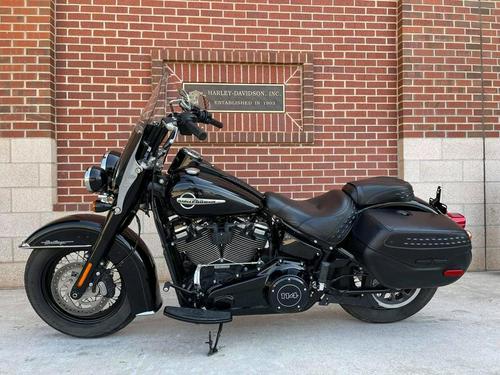 2018 Harley-Davidson Softail Heritage Classic 114 Review — From...