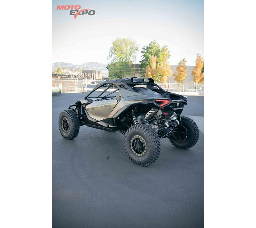 2026 Can-Am® Maverick R X rc