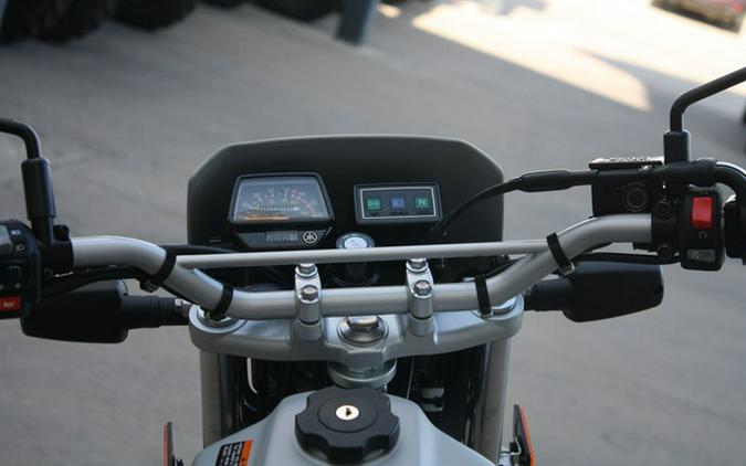 2027 Yamaha TW200V1
