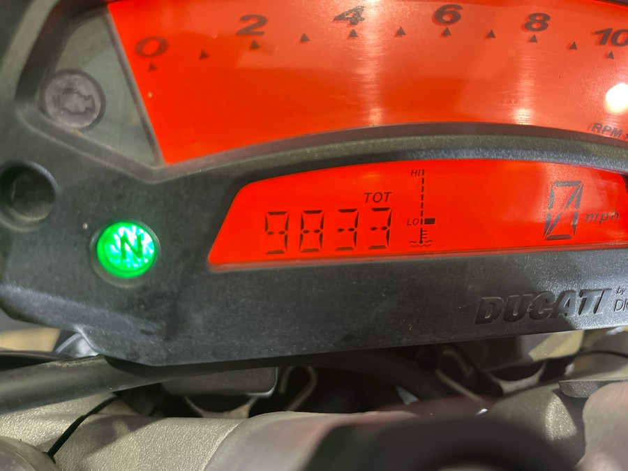 2014 Ducati Monster 696