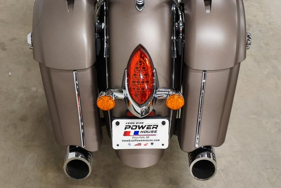 2018 Indian Motorcycle® Chieftain® Limited ABS Bronze Smoke with Graphics