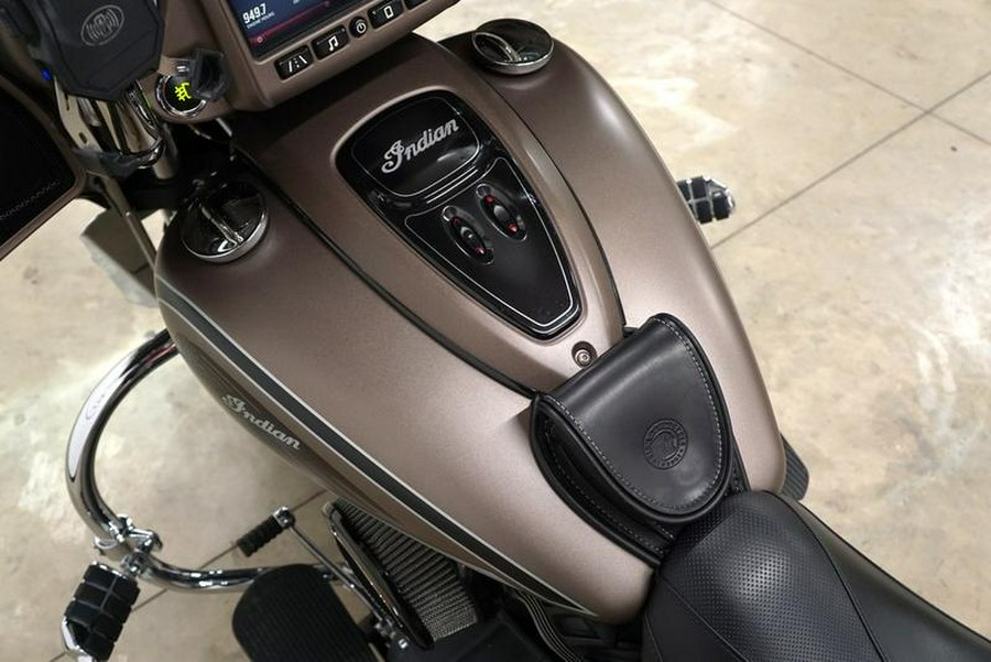 2018 Indian Motorcycle® Chieftain® Limited ABS Bronze Smoke with Graphics