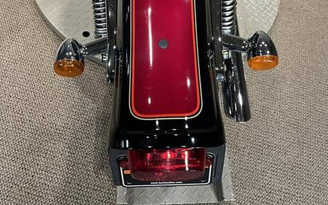 2005 Harley-Davidson® XL1200C - Sportster® 1200 Custom