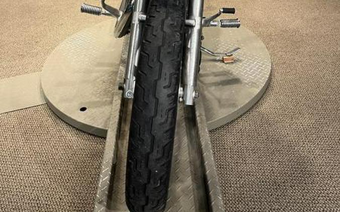 2005 Harley-Davidson® XL1200C - Sportster® 1200 Custom