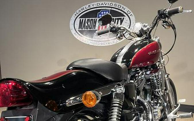2005 Harley-Davidson® XL1200C - Sportster® 1200 Custom