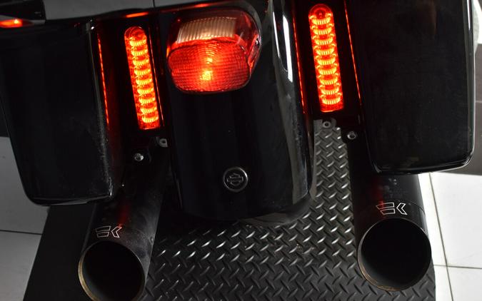 2020 Harley-Davidson Road Glide Limited Vivid Black