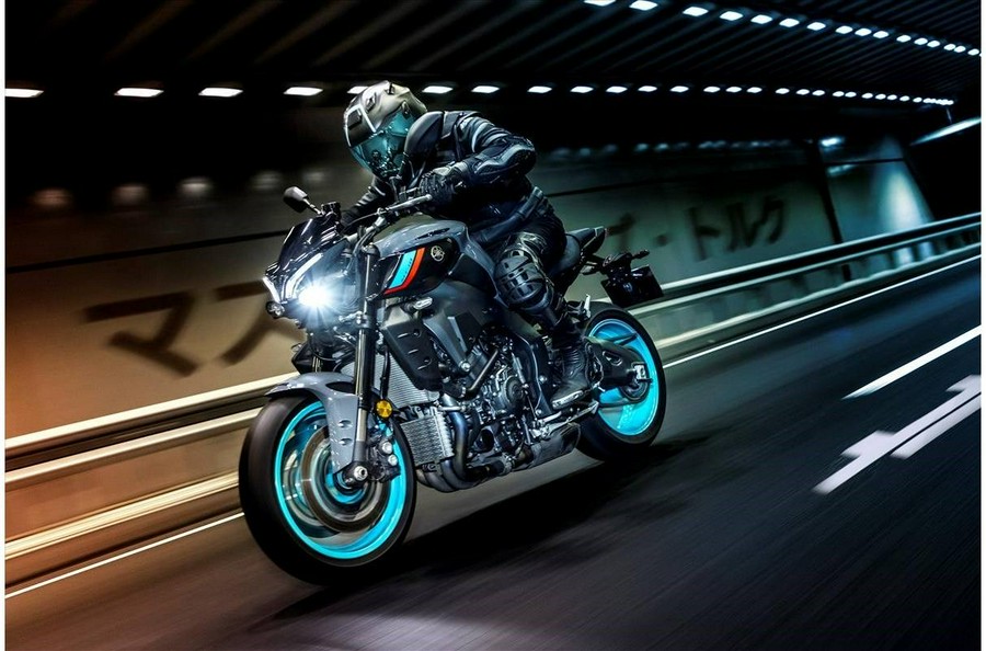 2023 Yamaha MT-10 CA