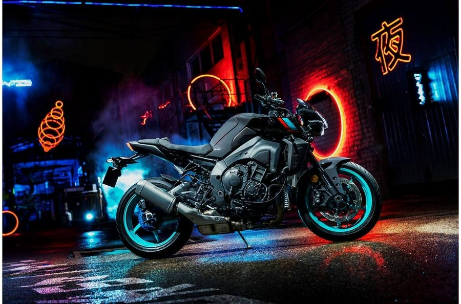 2023 Yamaha MT-10 CA