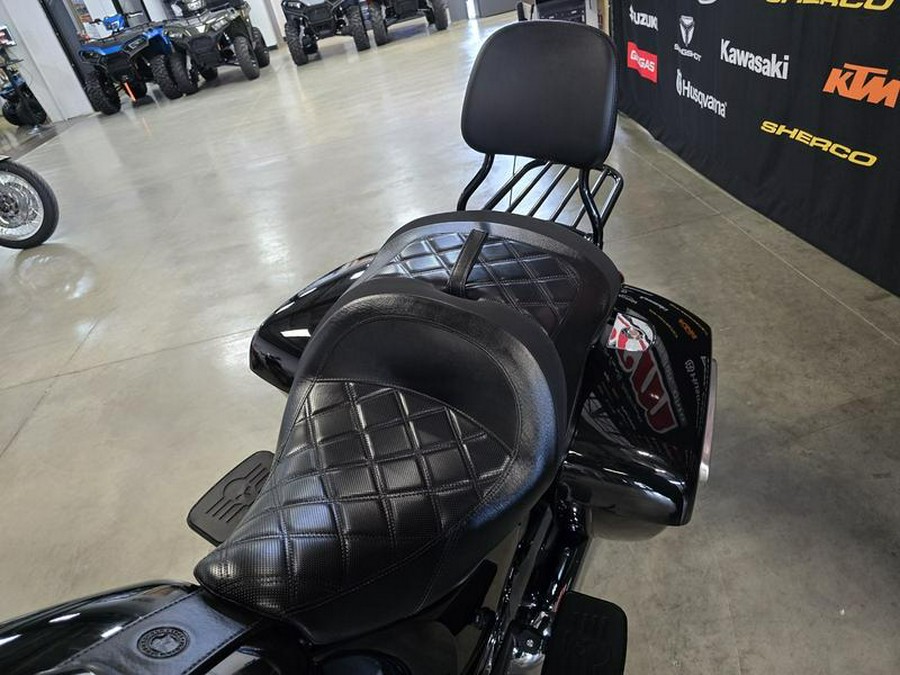 2023 Indian Motorcycle® Chieftain® Black Metallic