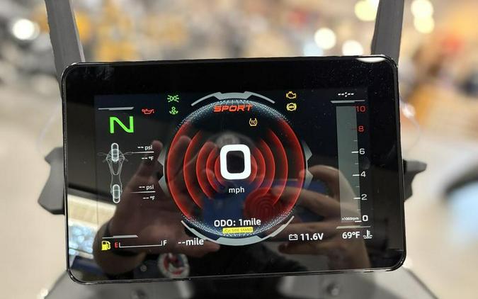 2025 CFMOTO Ibex 800 E