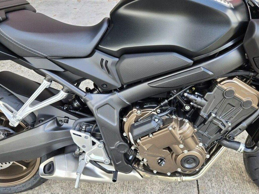 2026 Honda CB650R E-Clutch
