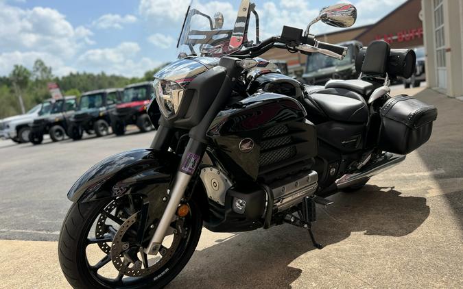2014 Honda Gold Wing® Valkyrie®