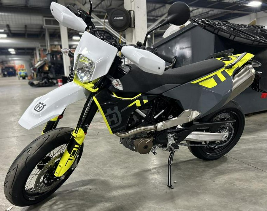 2024 Husqvarna® 701 Supermoto