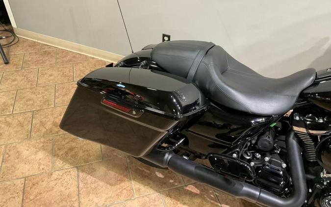 2020 Harley-Davidson Street Glide Special Vivid Black FLHXS