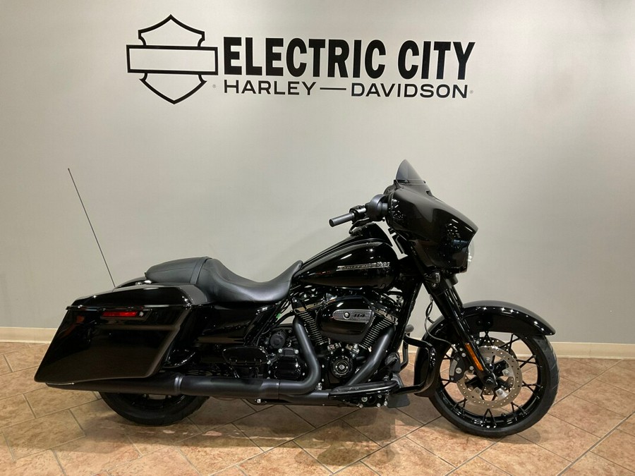 2020 Harley-Davidson Street Glide Special Vivid Black FLHXS