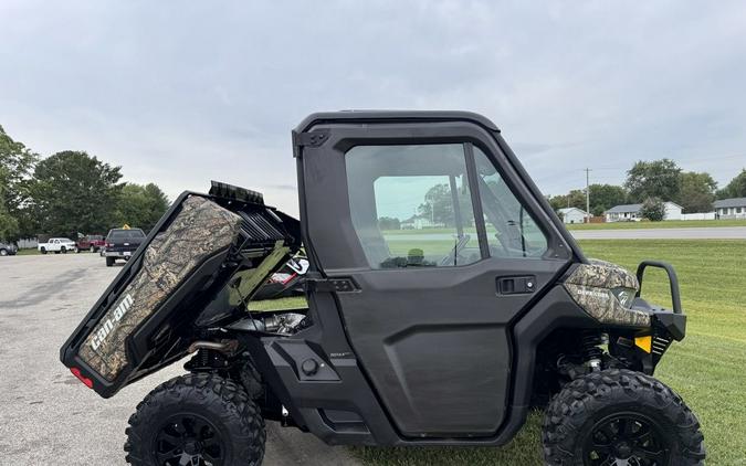 2019 Can-Am® Defender XT™ CAB HD10 Mossy Oak Break-Up Country Camo