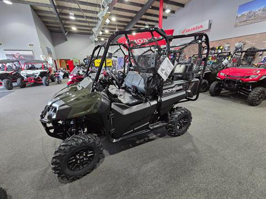 2025 Honda Pioneer 700-4 Deluxe