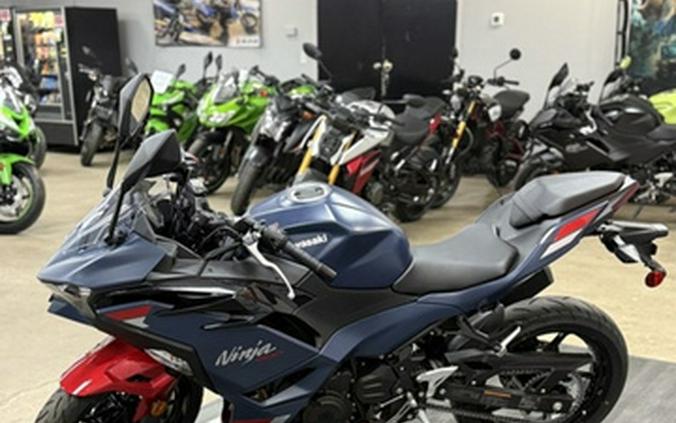 2026 Kawasaki Ninja 500 ABS Metallic Flat Spark Black