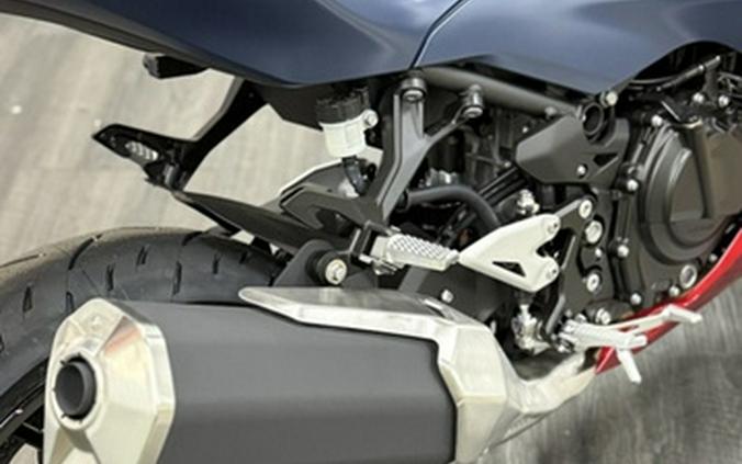 2026 Kawasaki Ninja 500 ABS Metallic Flat Spark Black