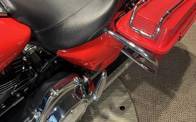 2010 Harley-Davidson® FLTRX - Road Glide® Custom