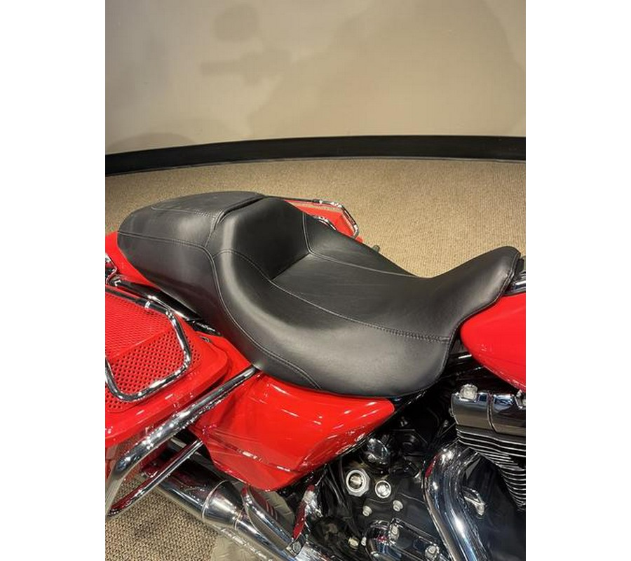 2010 Harley-Davidson® FLTRX - Road Glide® Custom