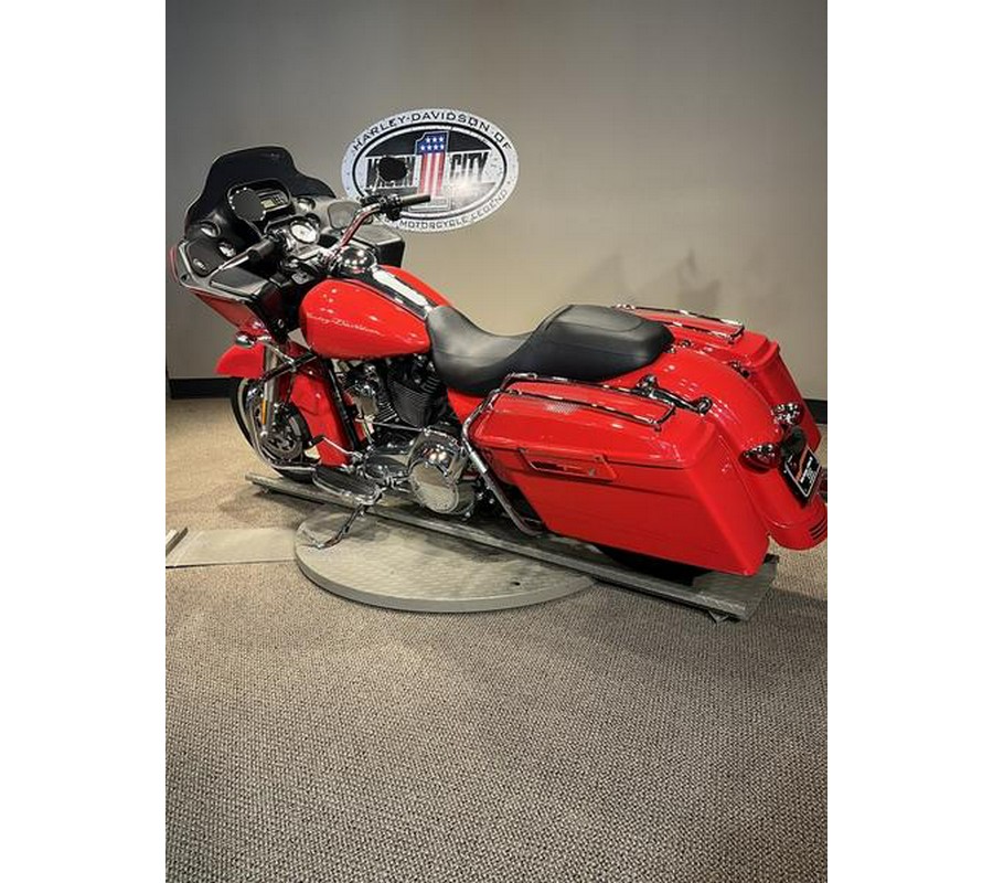 2010 Harley-Davidson® FLTRX - Road Glide® Custom