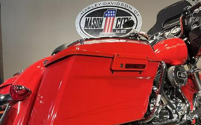 2010 Harley-Davidson® FLTRX - Road Glide® Custom