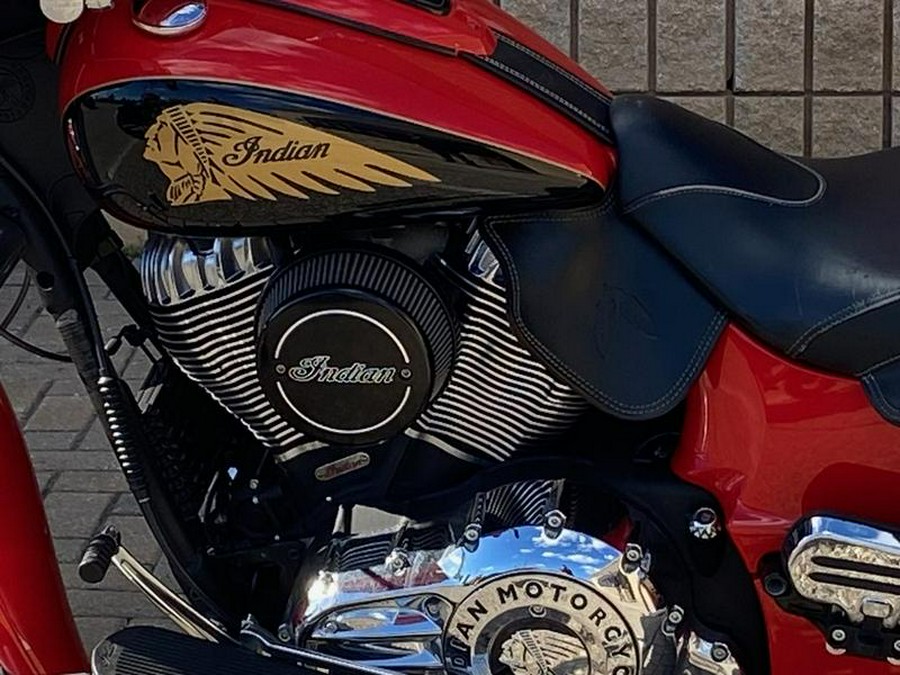 2017 Indian Motorcycle® Chieftain® Limited Wildfire Red over Thunder Black