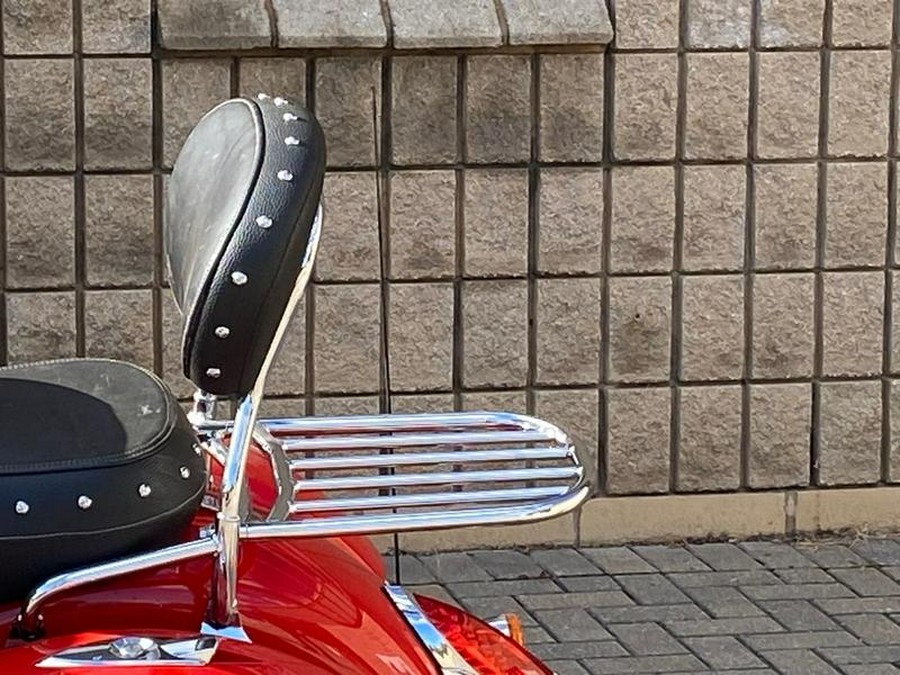 2017 Indian Motorcycle® Chieftain® Limited Wildfire Red over Thunder Black