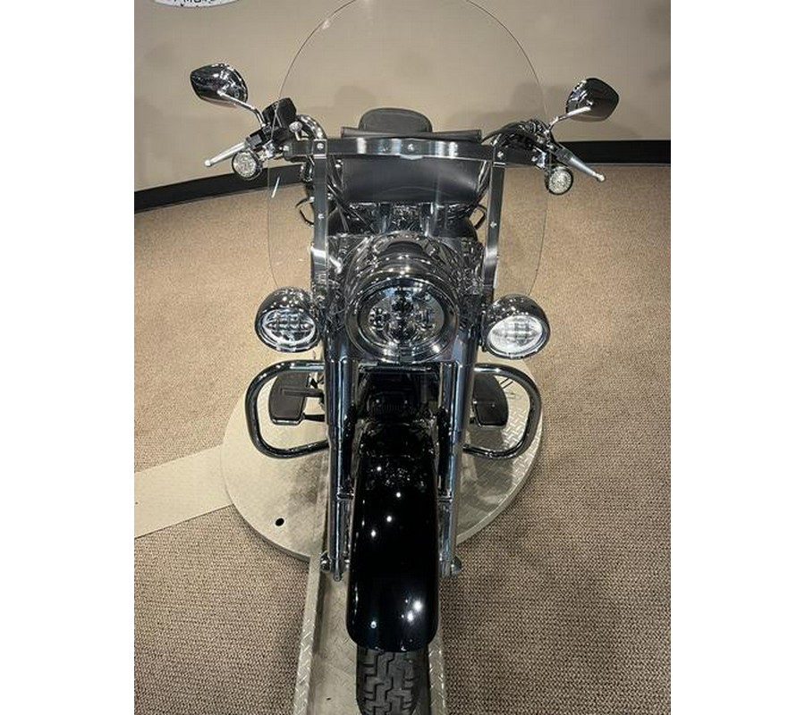 2012 Harley-Davidson® FLD - Dyna® Switchback™