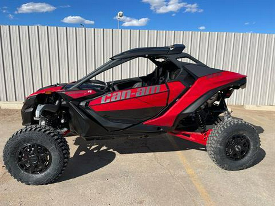 2024 Can-Am Maverick R X