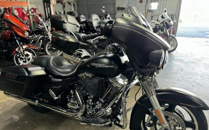 2015 Harley-Davidson® FLHXS - Street Glide® Special