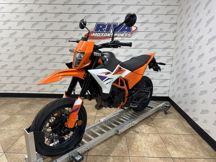 2026 KTM SMC 390 R