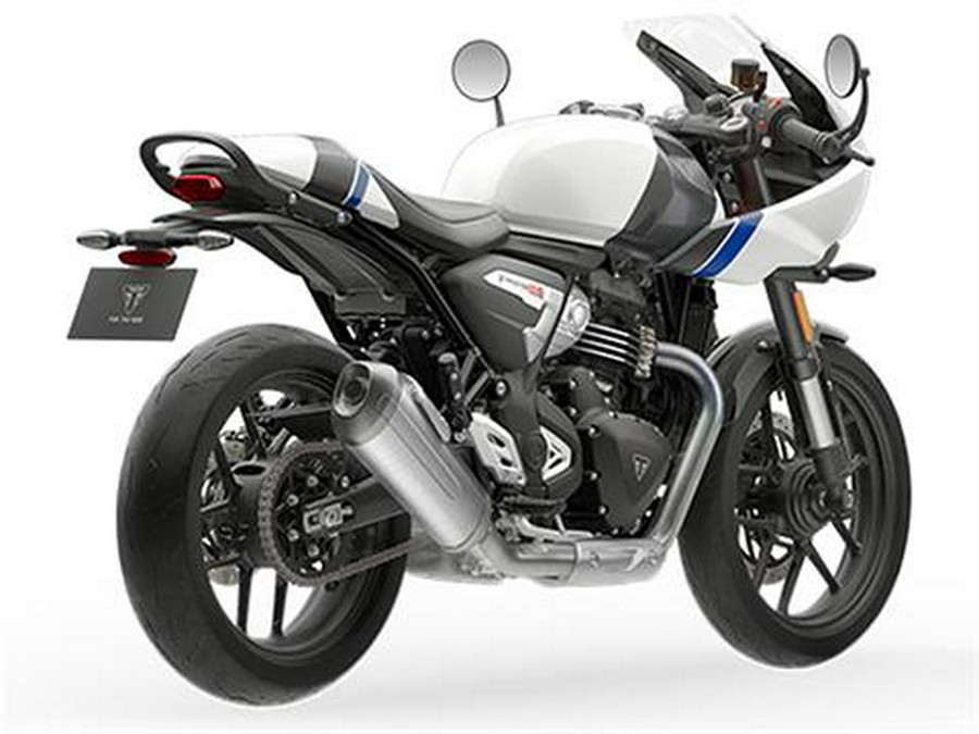 2026 Triumph Thruxton 400