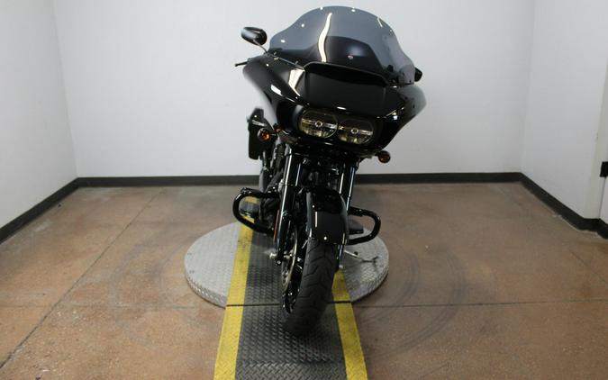 2021 Harley-Davidson® Road Glide® Special BLACK