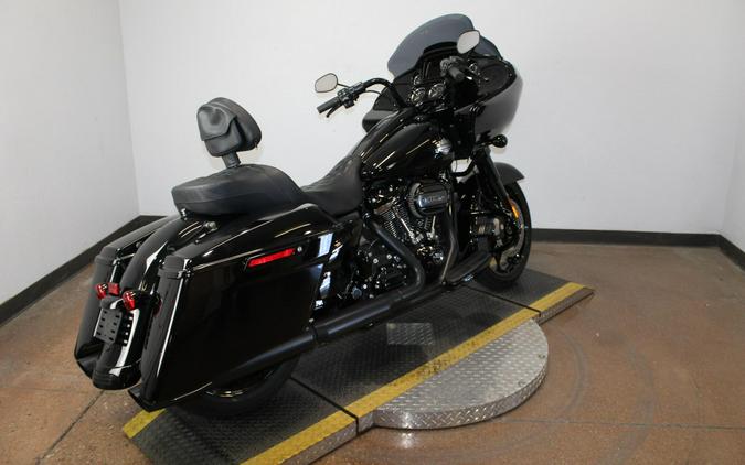 2021 Harley-Davidson® Road Glide® Special BLACK